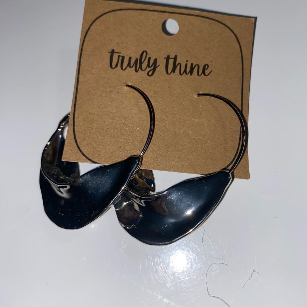 Silver Teardrop Earrings